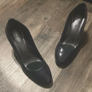 Coach shoes dark bluer size 7.5